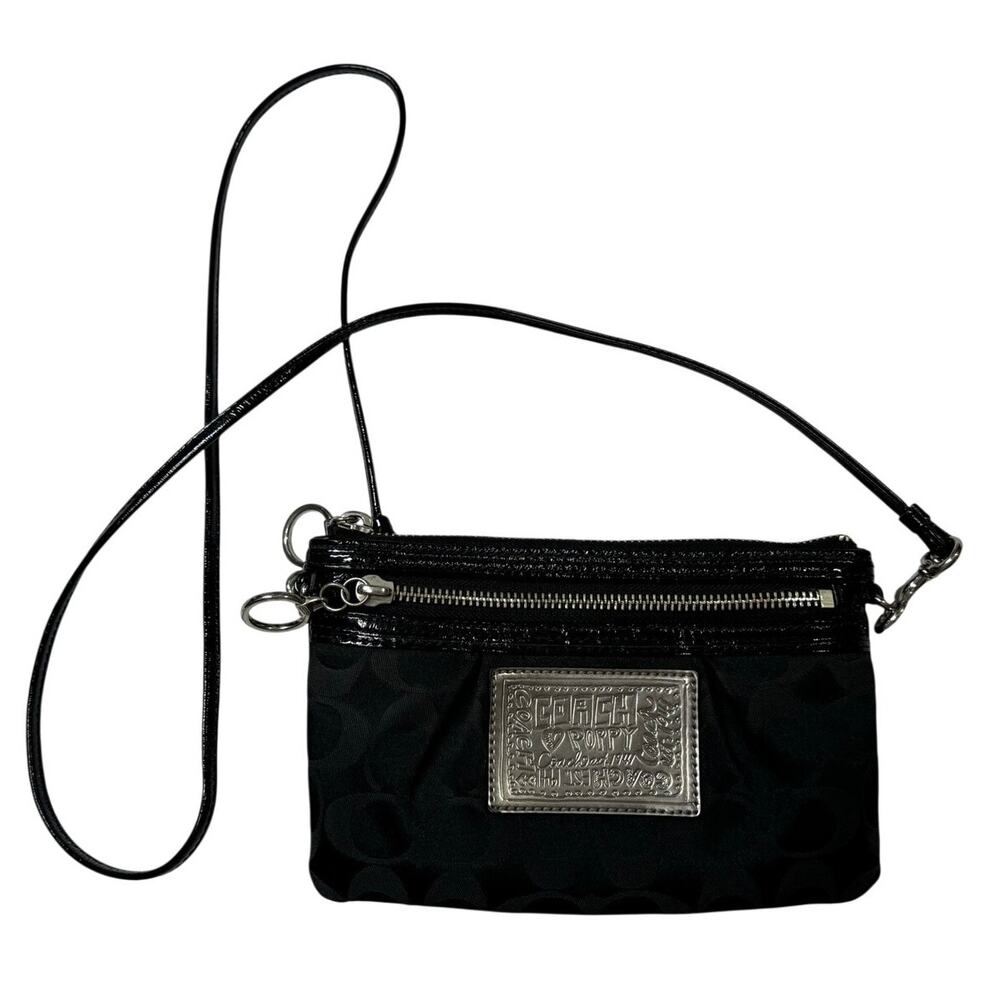 Coach Poppy Jacquard Black Signature Wristlet Wallet Silver Patch 4x8